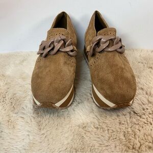 NWT‎ Pierre Dumas Paloma-1 Platform Sneaker in Tan Women’s 6